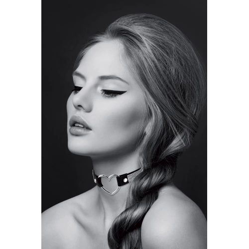 Bijoux pour toi adjustable metal heart crystal choker Bijoux pour toi adjustable metal heart crystal choker