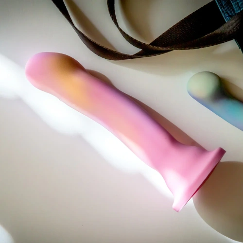 Ralitsa - Realistic Silicone Dildo Sun's Out [3]