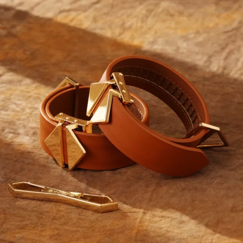 Nina - Luxury Leather Lockink Wrist Restraints