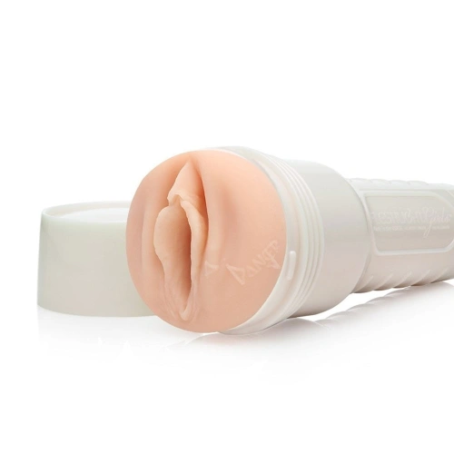 Fleshlight Girls Vagina Masturbator Abella Danger [2]