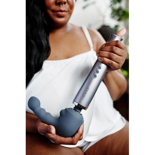 G-spot massager with weight Le Wand Ripple [2]